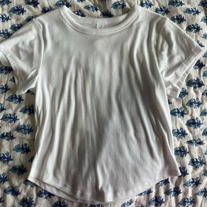 Basics ribbed cropped baby tee